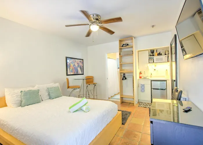Efficiency 2 On Water Las Olas, Beach And Free Kayaks